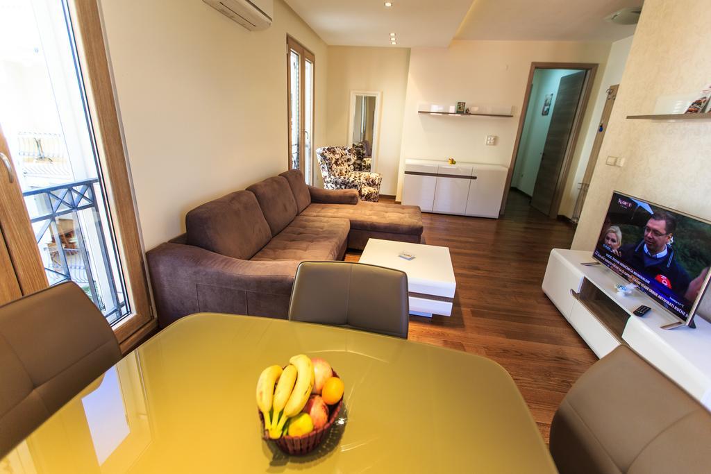 De Lux Apartments Петровац Экстерьер фото