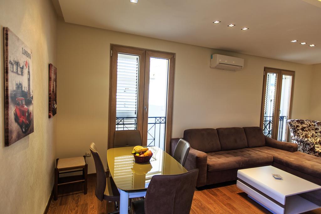 De Lux Apartments Петровац Экстерьер фото