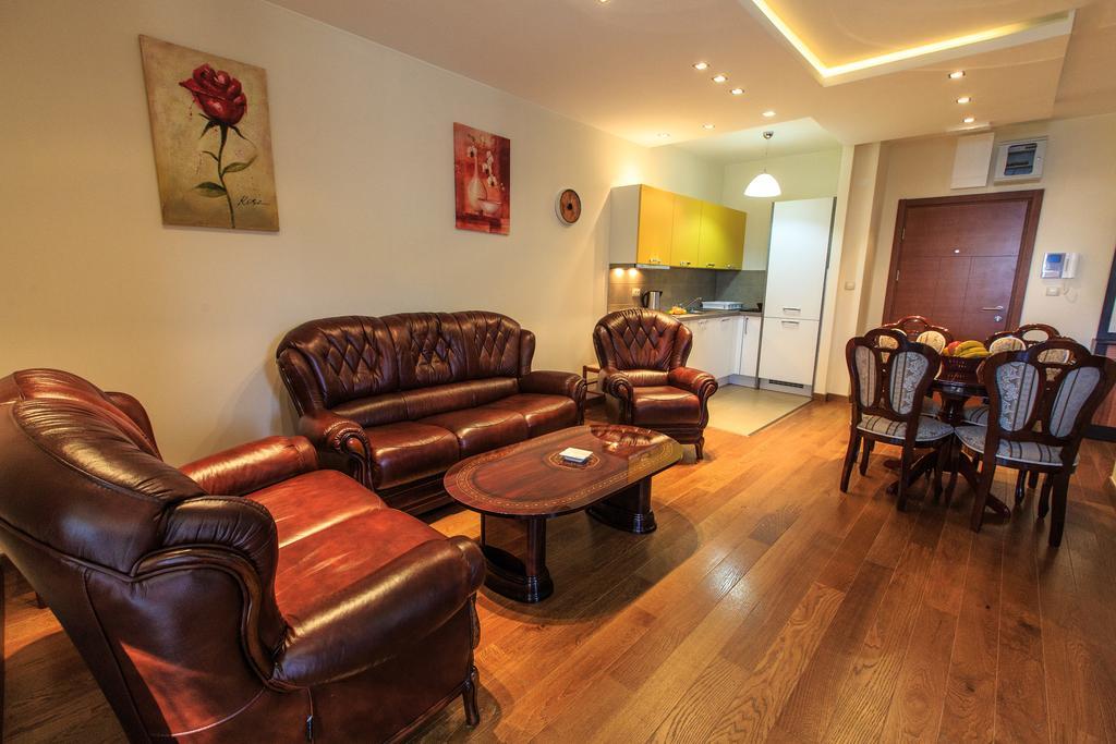 De Lux Apartments Петровац Экстерьер фото